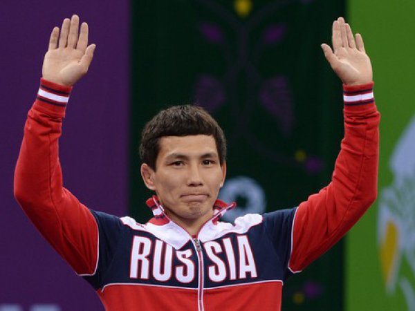 "Это дело чести": борец Виктор Лебедев отказался от участия в Олимпиаде-2016