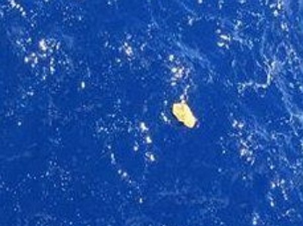 СМИ: Найдены обломки лайнера EgyptAir