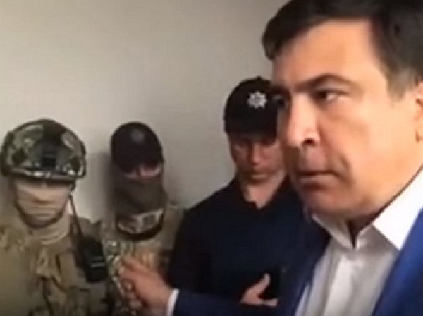"Швондеры и шваль": Саакашвили обругал сотрудников СБУ
