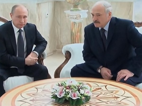 Путин рассказал Лукашенко, что очень мало спит