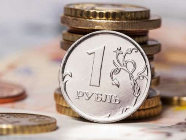 Курс доллара на сегодня, 10 июня 2016: российские экономисты оспорили негативный прогноз по курсу рубля