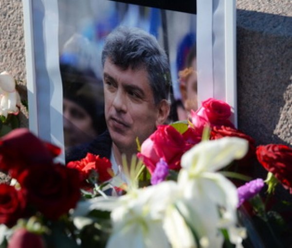 Экс-разведчик ФРГ: Немцова убили сотрудники СБУ