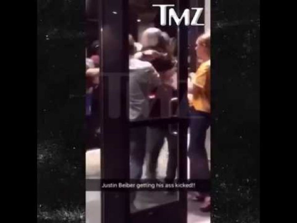 ВИДЕО жестокого избиения Джастина Бибера появилось в Сети