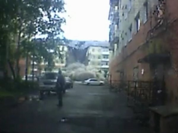 ВИДЕО момента обрушения дома в Междуреченске появилось в Сети