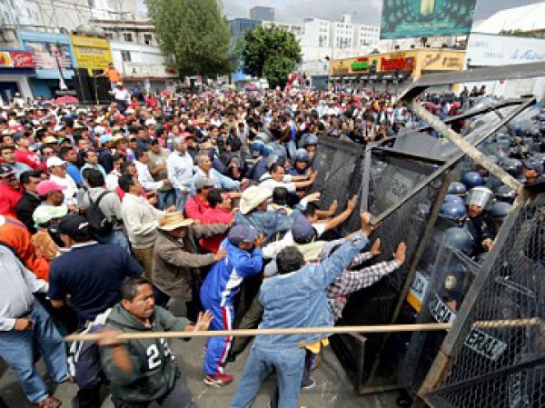 В Мексике власти устроили массовый расстрел учителей: погибли 10 человек (ФОТО)(ВИДЕО)