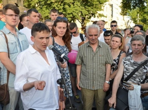 Савченко заявила о ненужности президента для Украины и необходимости патронных заводов