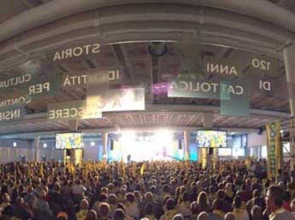 В Италии тысячи фермеров протестуют против антироссийских санкций