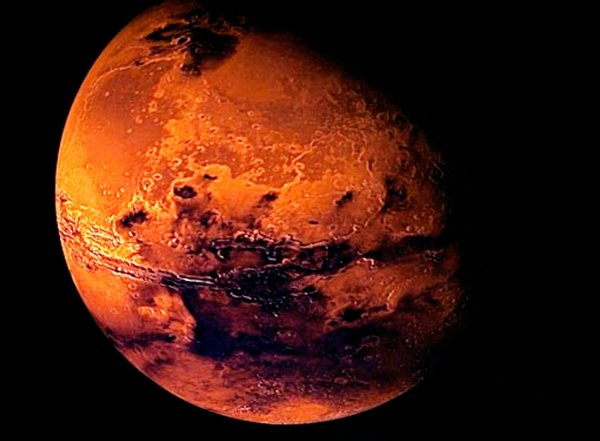Ученые NASA показали фотографию начала марсианской весны (ФОТО)