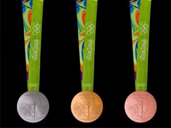 Миру показали дизайн медалей Олимпийских игр-2016 в Рио (ФОТО)