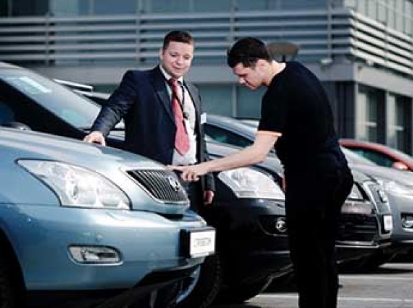Эксперты вывели среднюю стоимость автомобилей на вторичном рынке в России