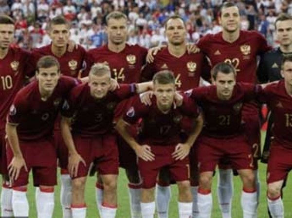 УЕФА запретил сборной России почтить память погибших в Карелии детей
