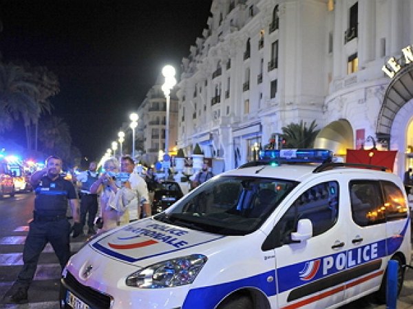 Родственники террориста из Ниццы угрожают журналистам расправой — СМИ