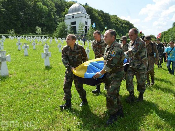 Во Львове с почестями перезахоронили эсесовцев (ФОТО, ВИДЕО)