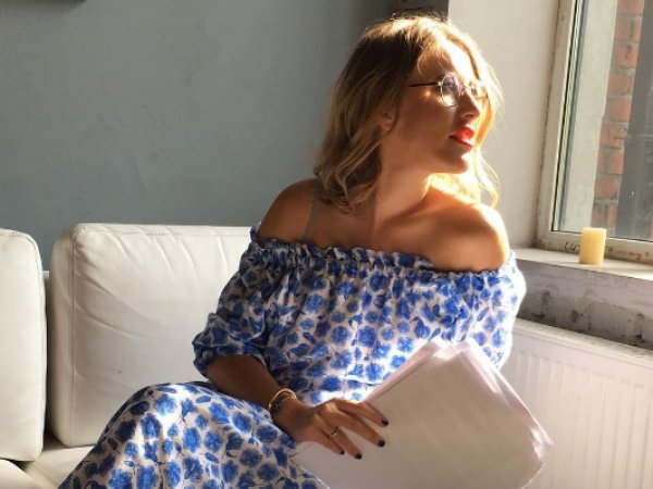 Ксения Собчак беременна 2016: телеведущая тратит миллионы на новый гардероб, выкладывая фото в Инстаграм