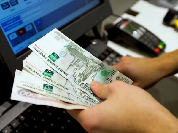 Курс доллара на сегодня, 22 июля 2016: помощник Путина пожаловался на чрезмерное укрепление рубля