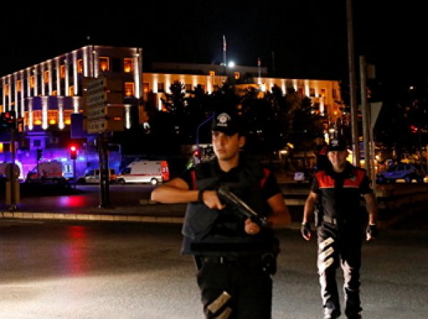 Турция сегодня, новости последнего часа: жертвами попытки военного переворота в Турции стали 265 человек