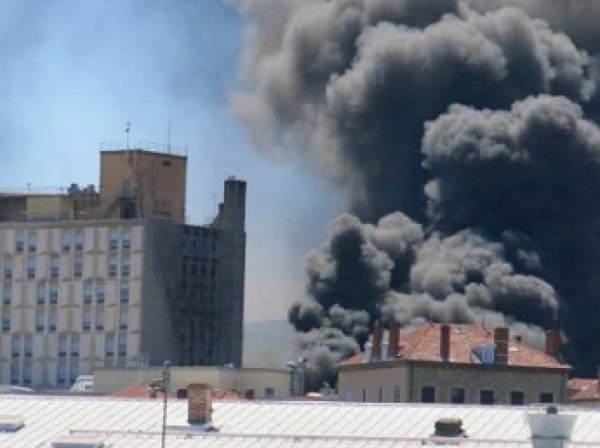 Опубликовано первое видео с места взрыва в больнице на юге Франции