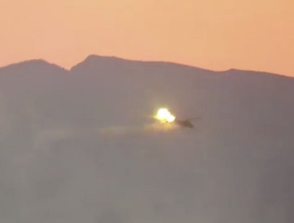 В Сети появилось видео, как в Сирии сбили МИ-25 с российским экипажем (ВИДЕО)