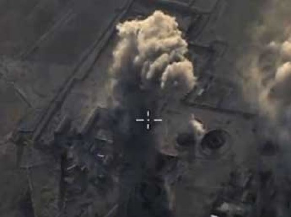 Российские самолеты вновь разбомбили крупные позиции ИГИЛ в Сирии