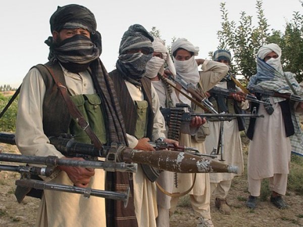 В Афганистане талиб-смертник случайно подорвал 11 коллег
