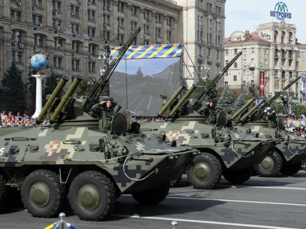 На параде в Киеве был показан «Бук-М1», из которого могли сбить «Боинг»