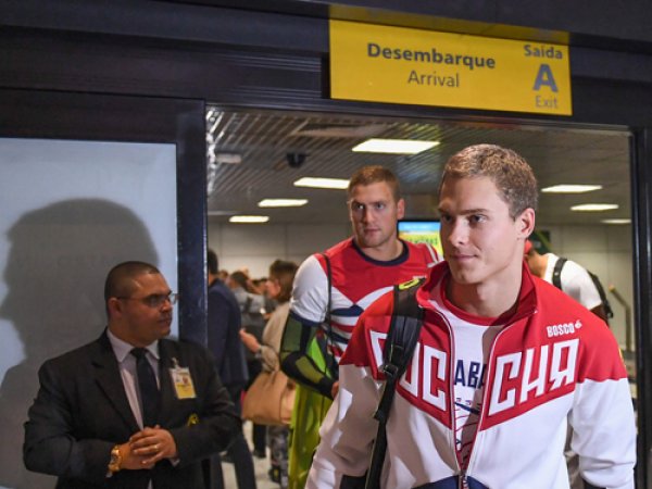 Названа причина 4-часовой задержки Олимпийского борта сборной России из Рио (ФОТО)