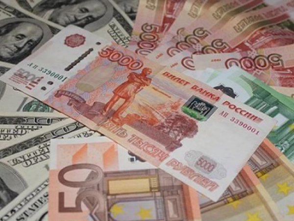 Курс доллара на сегодня, 24 августа 2016: спекулянты ставят на сильный рубль - эксперты
