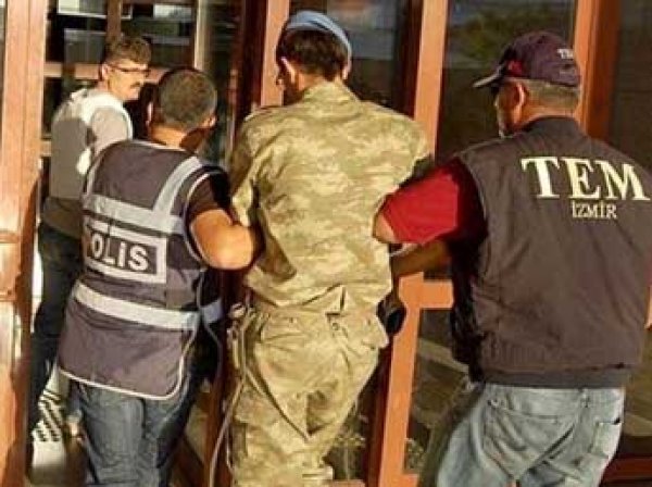 Число задержанных после попытки путча в Турции перевалило за 26 тысяч