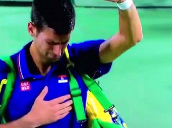 Первая ракетка мира Джокович со слезами на глазах вылетел из олимпийского турнира