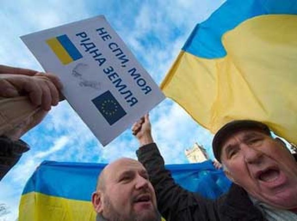 Украинский депутат обвинил Путина в загаживании украинских подъездов