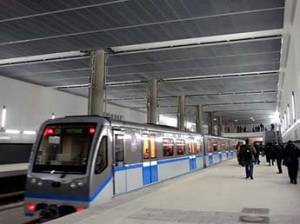 Станцию метро "Мякинино" в Москве закроют в целях безопасности