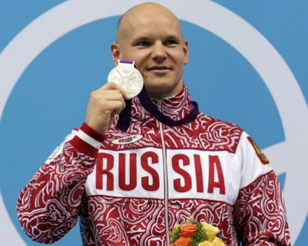 Прославленного российского пловца Коротышкина ограбили в Рио