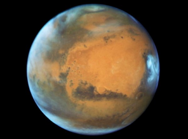 Ученые выяснили, какой на вкус и запах была вода на Марсе