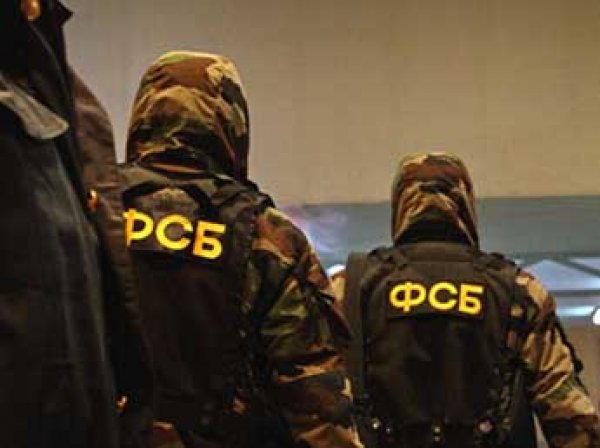 СМИ: ФСБ проводит обыски в офисах компаний «Ренова» и «Т Плюс»