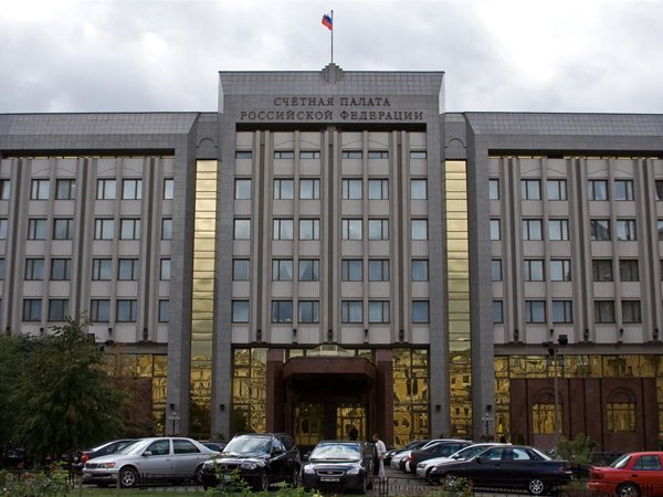 В Счетной палате перевели дореволюционные зарплаты в современные рубли