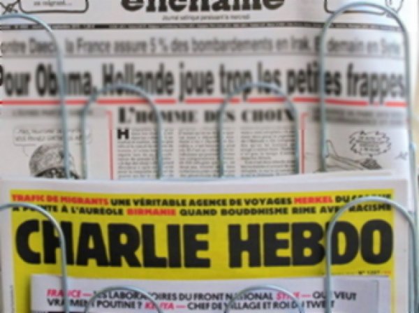 Charlie Hebdo опубликовал карикатуры на землетрясение в Италии