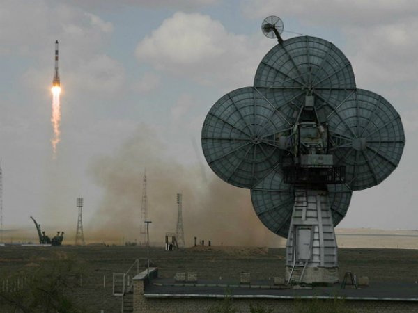 СМИ: запущенная с Плесецка ракета упала и взорвалась (ФОТО)