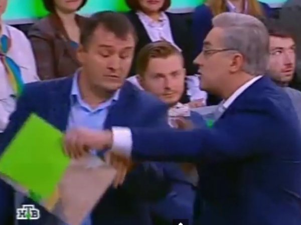 На НТВ ведущий Андрей Норкин выгнал украинского эксперта во время передачи о сбитом "Боинге" (ВИДЕО)