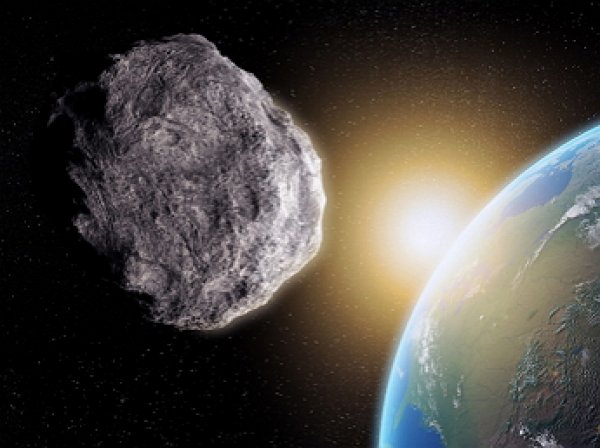 Гигантский астероид пролетел мимо Земли
