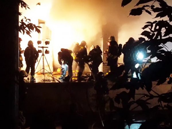 Пожар на Амурской улице в Москве унес жизни 5 пожарных (ФОТО, ВИДЕО)