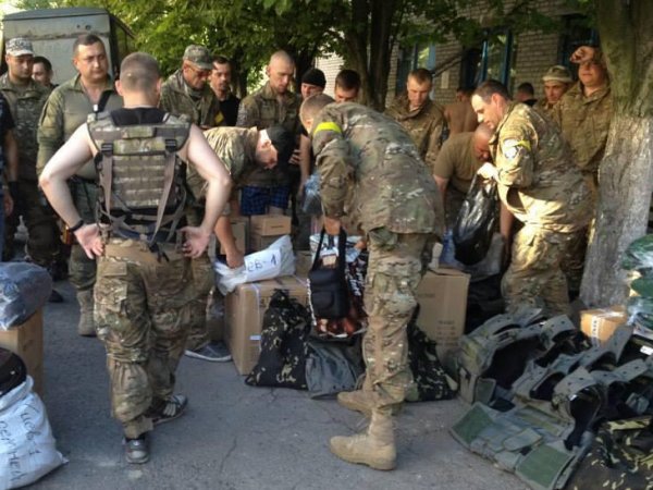 СМИ: Украине не хватает военных для ведения боевых действий в Донбассе