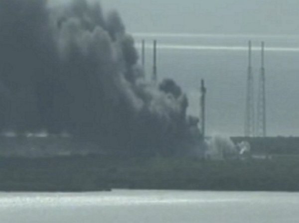 Компания SpaceX подтвердила взрыв ракеты Falcon 9