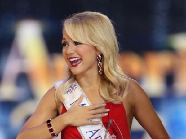 "Мисс Америка 2017" стала Сэвви Шилдс из Арканзаса (ФОТО)