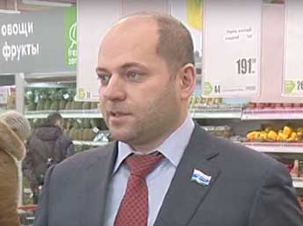 На Урале лишили диплома депутата-единоросса, призвавшего россиян меньше есть