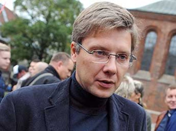 Мэр Риги назвал министра образования Латвии "дилетантов и сволочью"