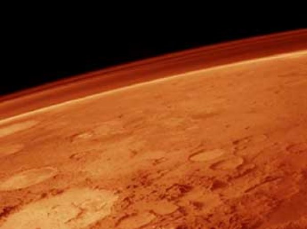 Уфологи нашли на Марсе обломки космического корабля пришельцев (ФОТО)