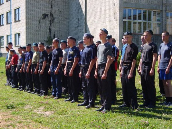 На Урале из училища для малолетних преступников сбежали около 30 подростков