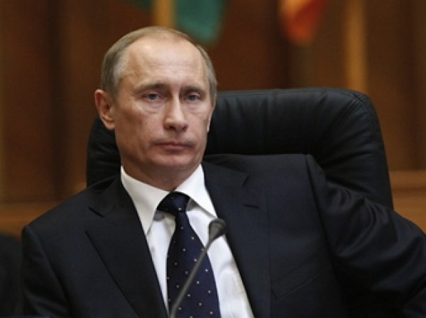 Путин не поедет на траурную панихиду по Каримову. Песков назвал причины