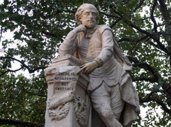 Ученые признали соавтором Шекспира его современника и соперника