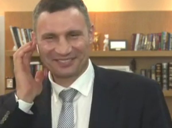 Мэр Киева Виталий Кличко не смог сложить 13 и 3 в прямом эфире (ВИДЕО)